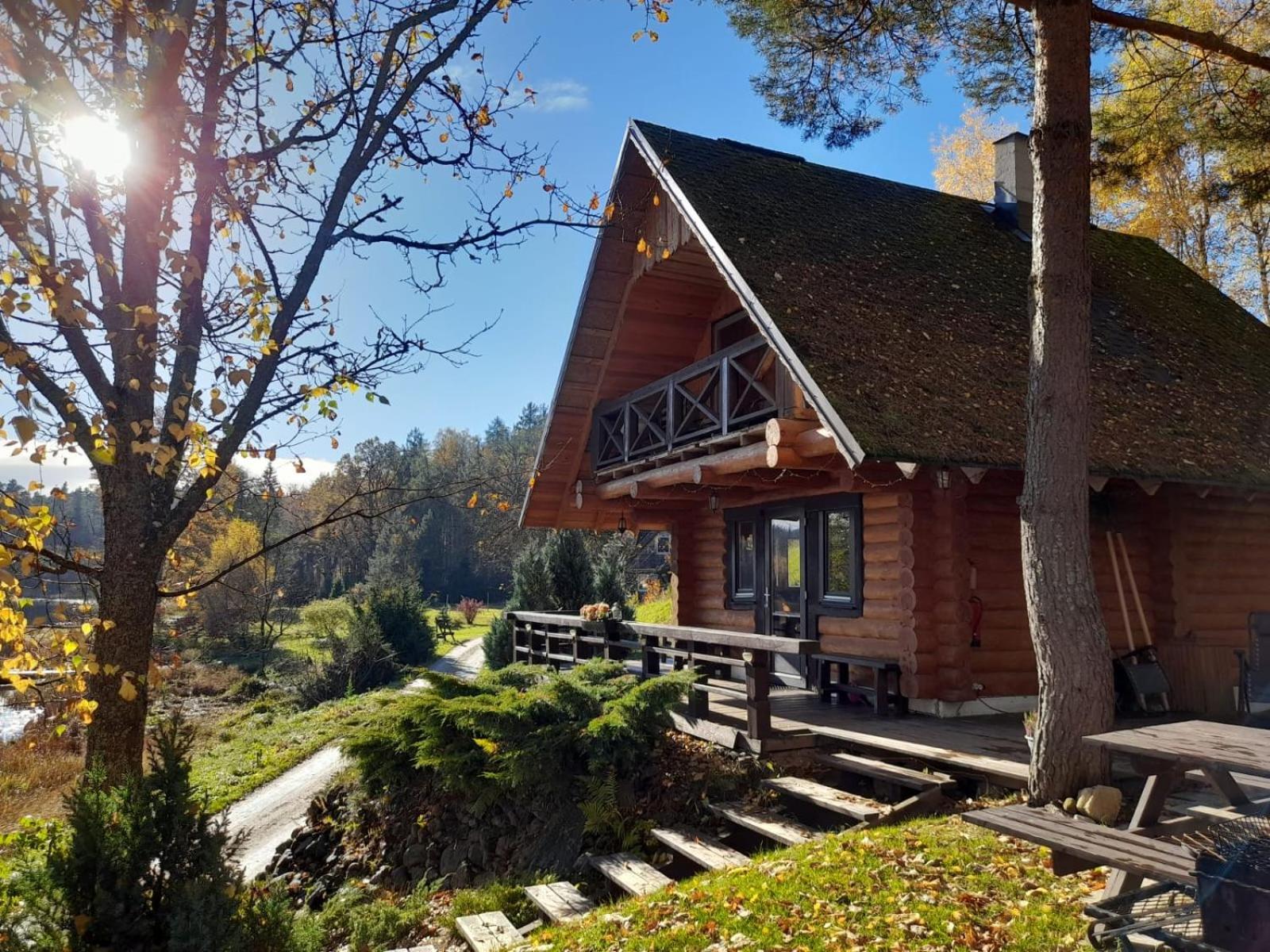 Ezerkalni Villa Raiskums Exterior photo